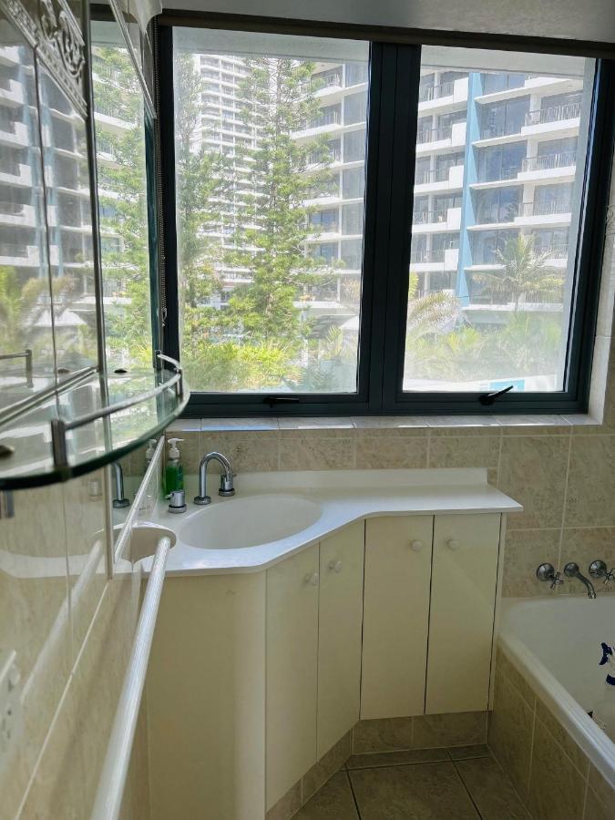 Aparthotel Berkeley On The Gold Coast